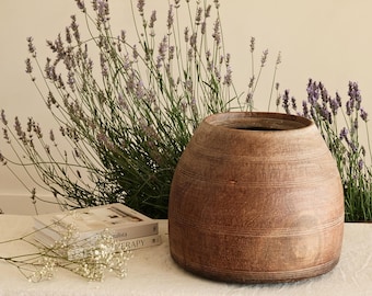 Jarrón grande de madera vintage | Recipiente de madera tallada pesada | Decoración Wabi Sabi | Decoración rústica para el hogar | Pieza única