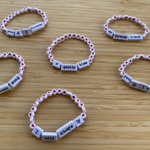 Beaded bracelets - Valentine’s Day - Valentine Day Gift- Heart bracelet - Valentine’s Day bracelet - Valentine’s gifts for her - Bracelet