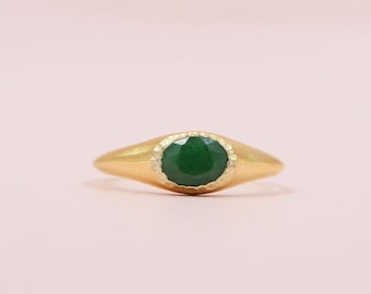 Green Emerald Beryl Gemstone Signet Ring, Gold Signet Ring