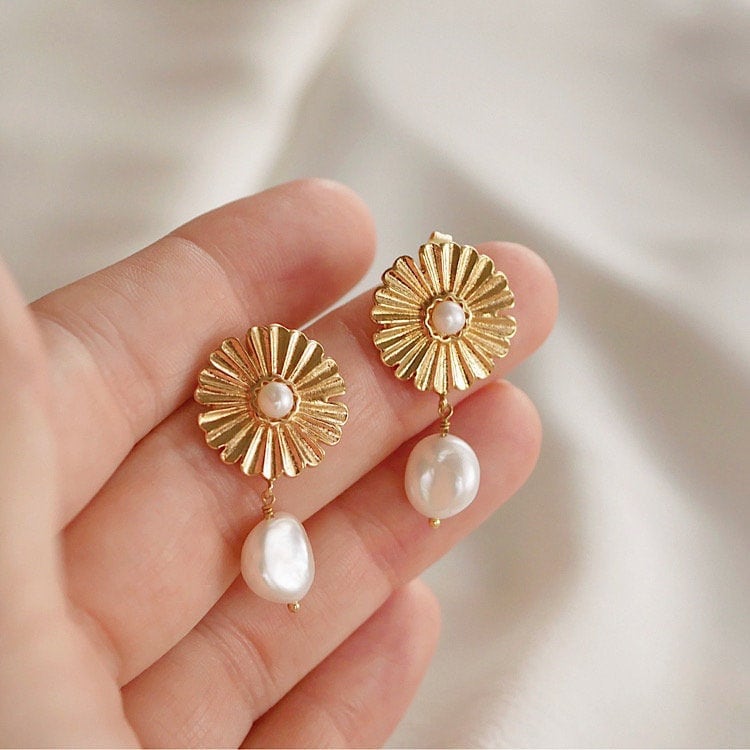 Dainty Gold Flower Stud Earrings with White Seed Pearl