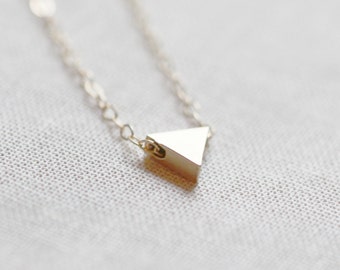 Tiny Triangle Necklace | Dainty Gold Necklace | 14kt Gold Filled Chain