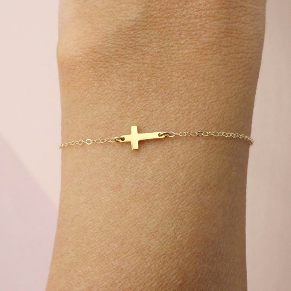 Pulsera de cruz lateral de oro, pulsera de cruz de mini oro, pulsera de cruz  delicada - Etsy México