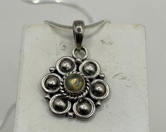Vintage Sterling Silver Daisy Moonstone Pendant 20 inches Long Stamped 925 Square Snake Chain Necklace