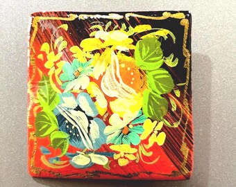 Vintage Russian Lacquer Brooch Painted Papier Mache Signed Hand painted Floral Folk Art Design