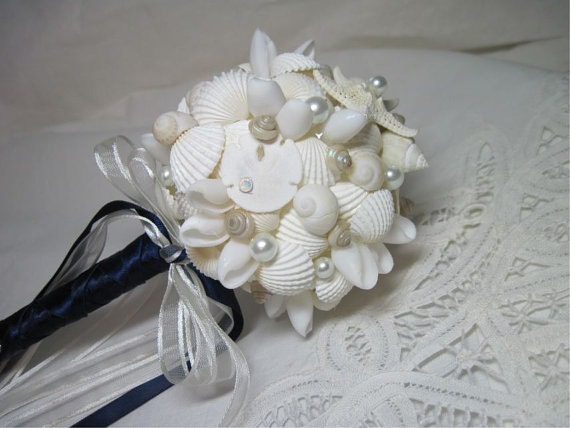 Beach Wedding Bridesmaid Bouquet - Seashells and Starfish and Pearls Ball Il_570xn