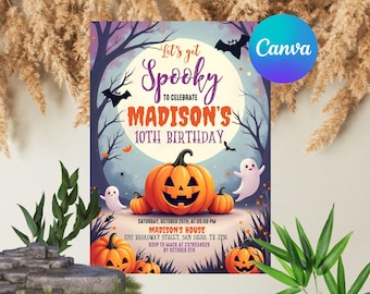 Puede incluir: Una invitación de Halloween con el texto "Let's get Spooky to Celebrate Madison's 10th Birthday." El diseño presenta calabazas naranjas, fantasmas, murciélagos y una luna llena. La invitación incluye detalles del evento y el logotipo de Canva.