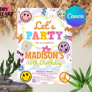 Könnte beinhalten: Eine farbenfrohe Party-Einladung mit dem Text "Let's PARTY" und "MADISON'S 10th Birthday". Das Design umfasst Smileys, Blumen, eine Discokugel und ein Friedenszeichen. Die Einladung enthält auch Datum, Uhrzeit und Ort.