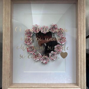 Cornice decorata. con foto, fiori in carta e frase, personalizzato.