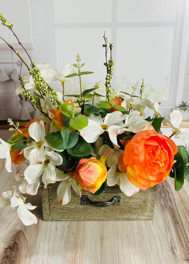 Everyday centerpiece, spring floral arrangement, housewarming gift, wedding arrangement, year round centerpiece, magnolia arrangement image 7