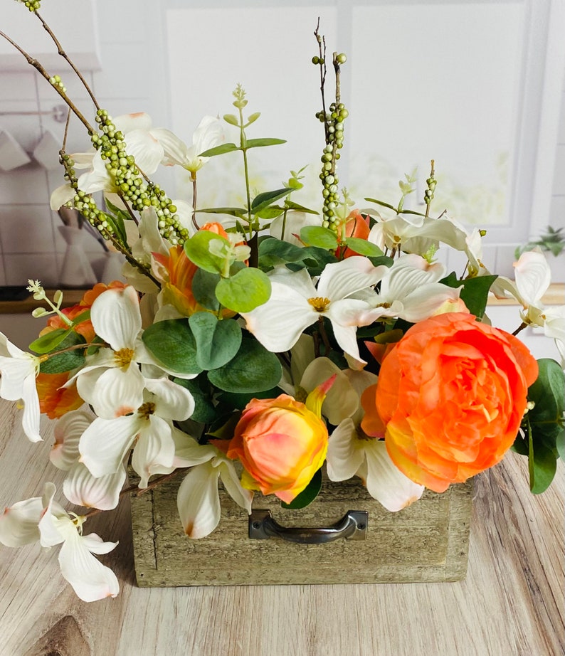 Everyday centerpiece, spring floral arrangement, housewarming gift, wedding arrangement, year round centerpiece, magnolia arrangement image 1