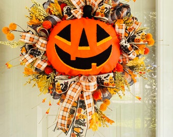 Pumpkin wreath for the front door, pumpkin decor, front porch wreath,fall wreath, Halloween wreath