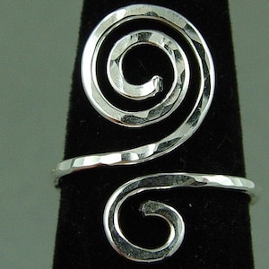 Silver Labyrinth Ring / Celtic Ring / Sacred Spiral Ring