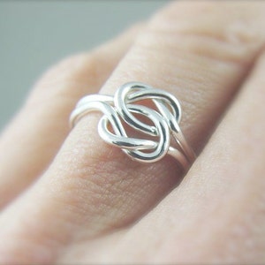 Love Knot Ring / Double Love Knot / Best Friend Ring / Silver Love Knot Ring / Celtic Knot Ring  / Wedding Ring