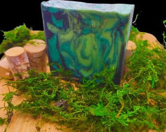 Irish Force Men&#39;s Soap - Woody Freshness and Natural Strength
