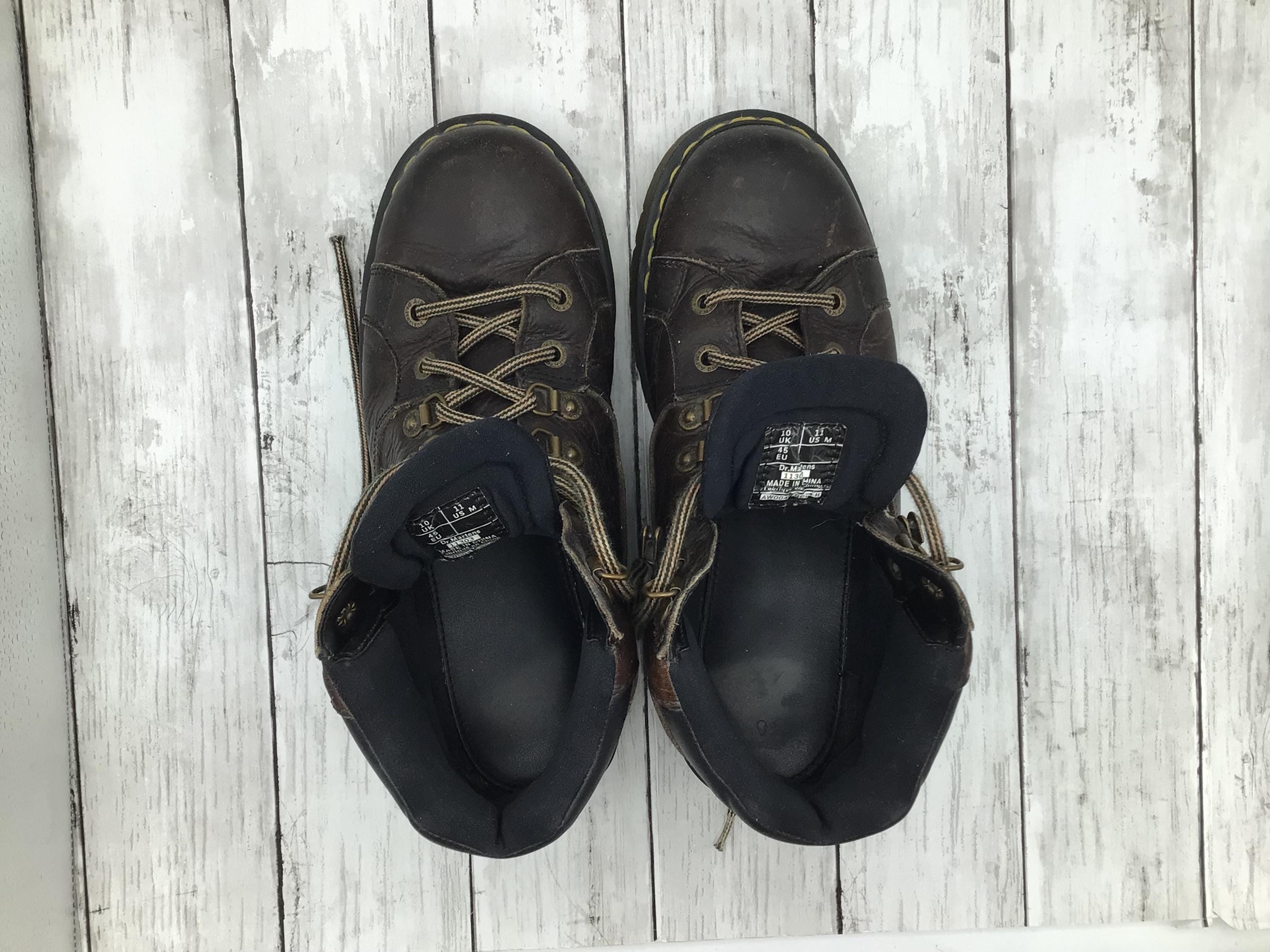 Vintage Doc Martens Men display picture 1