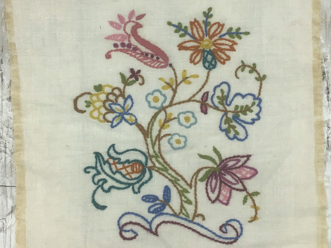 Broderie Crewel vintage Crewel à finition florale jacobéenne