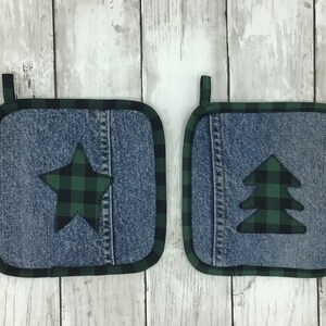 Denim Jeans Green Buffalo Plaid Pot Holder set of 2, Recycled Denim Pot Holders with Green Checkerboard, Farmhouse Style Pot Holders