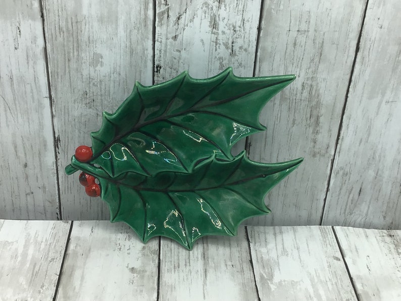 Vintage Holly Berry Candy Dish, Atlantic Mold Holly Dish, Holly Leaf