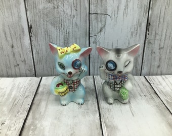 Vintage Lefton Miss Priss Kitty Salt and Pepper Shakers - Made in