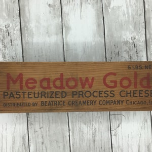 Meadow Gold Cheese Box, Vintage Wood Cheese Box, Meadow Gold 5 lb Cheese Box, Beatrice Creamery, Vintage Kitchen Decor, Vintage Advertising