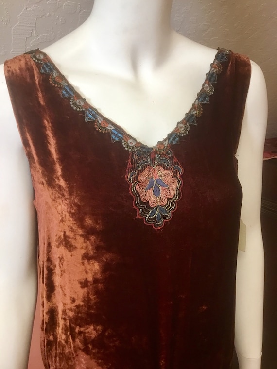 Sold 1920’s silk velvet flapper dress with embroi… - image 3