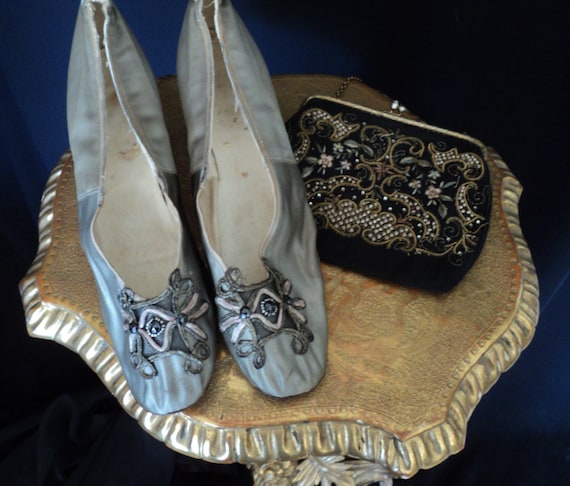Antique Edwardian Grey Silk Shoes Embellished With Jett Beaded