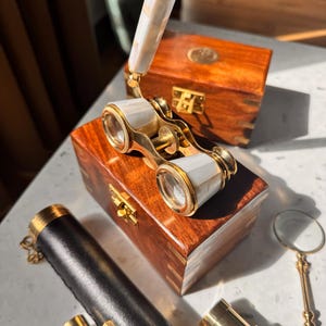 Pocket Sized Opera Glasses Binoculars with Extendable Handle Perfect for theatre lovers