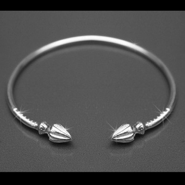 10 Gauge Sterling Silver Cocoa Pod Tip Bracelet Bangle