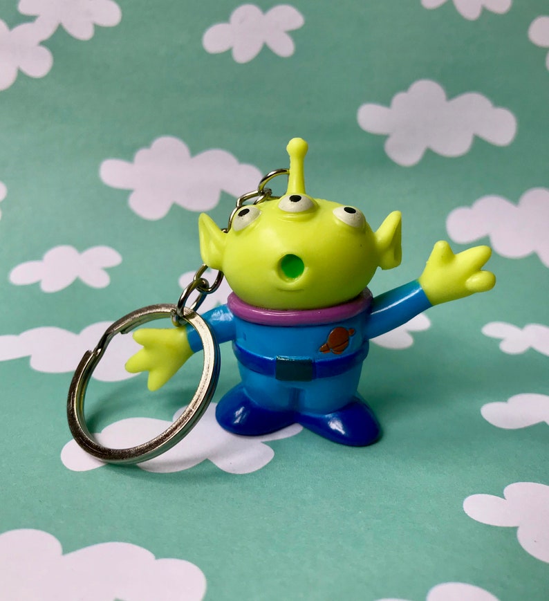 alien toy story keychain