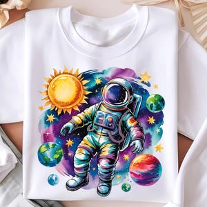 Astronauta PNG, Espacio de dibujos animados PNG, Diseño de sublimación, Planetas coloridos PNG, Sistema solar PNG, Diseño de camiseta, Descarga digital PNG