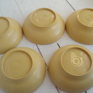 Vintage Tupperware Mustard Cereal Bowls set of 5 image 3