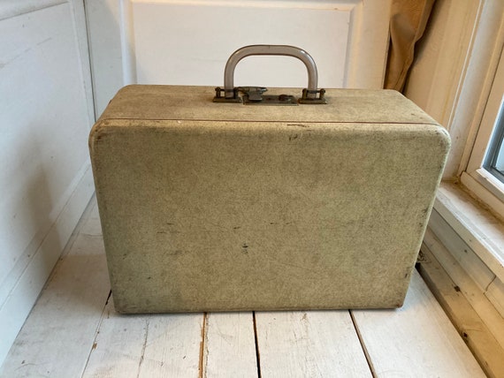 Vintage Cream Suitcase Train Case Trip Taker Luci… - image 1