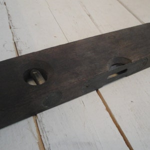 Nivel de madera vintage