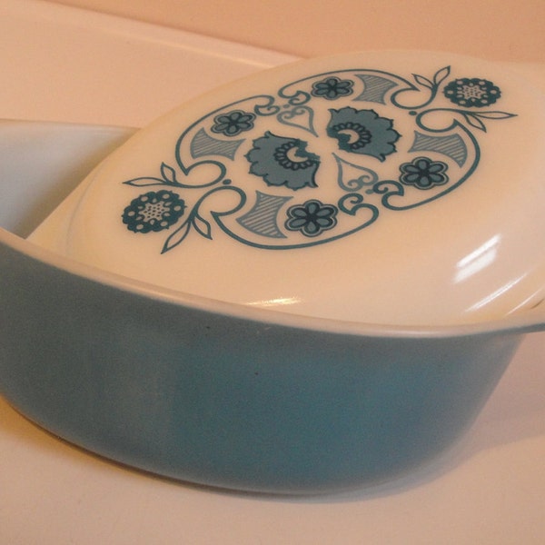 Pyrex Casserole Horizon Blue 1.5 Quart Vintage
