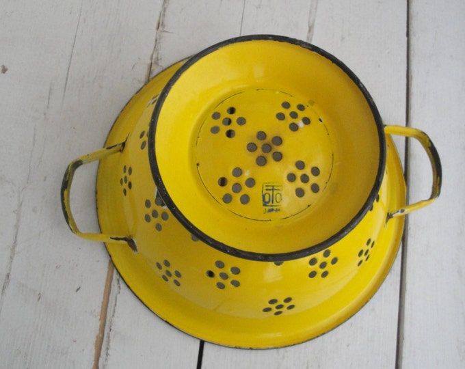 Vintage Enamel Colander Yellow Etsy