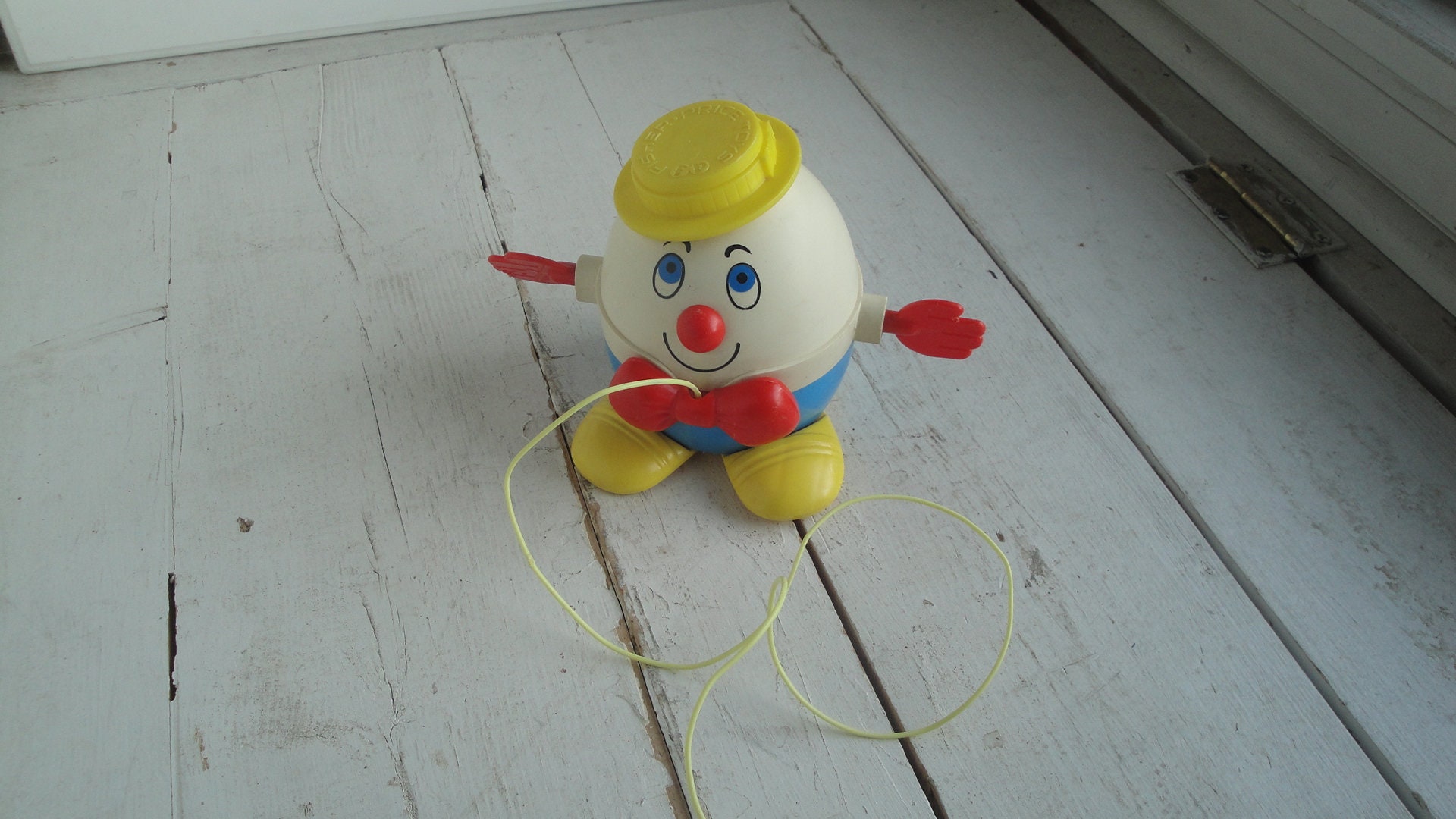 Vintage Fisher Price Humpty Dumpty Pull Along 736
