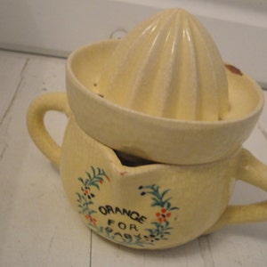 Vintage Baby Reamer Juicer Ceramic 1930 Yellow image 5