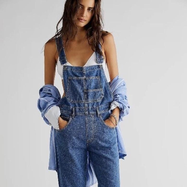 サロペット・オーバーオール・オールインワン MEDI GRUNGE DENIM WIDE ROMPERS Ameri（アメリ）の「MEDI GRUNGE DENIM WIDE ROMPERS（つなぎ