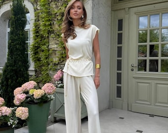 Conjunto de dos piezas de satén arrugado, elegante y ligero para mujer, conjunto de descanso sedoso, conjunto de verano, conjunto a juego de corte relajado.