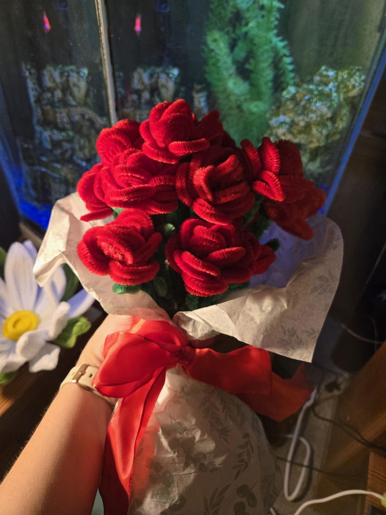 Handmade Pipe Cleaner Red Rose Bouquet - Etsy