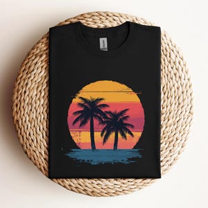 Vintage Sunset Palm Tree Shirt | Retro Beach T-Shirt | Tropical Vacation Tee | Summer Vibes Unisex Shirt | Gift for Travel Lovers