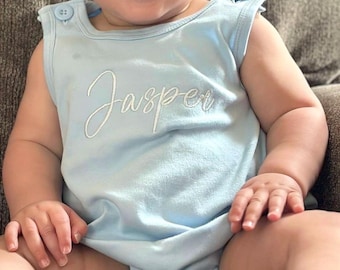 Boy&#39;s personalized embroidered bubble