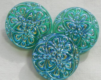 Small Celtic Rings Czech Glass Button (3)