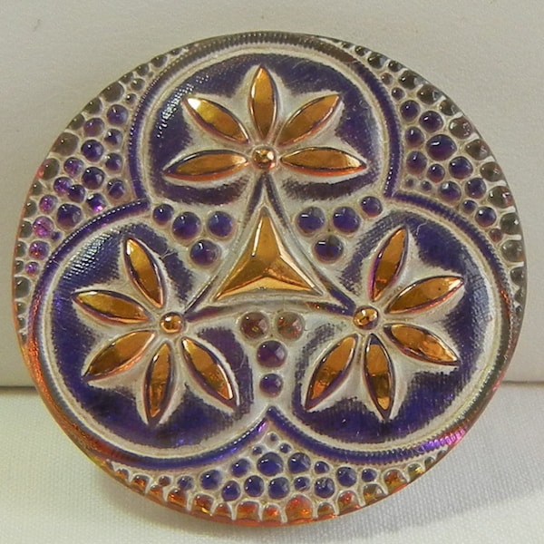 Trefoil Flowers Czech Glass Button
