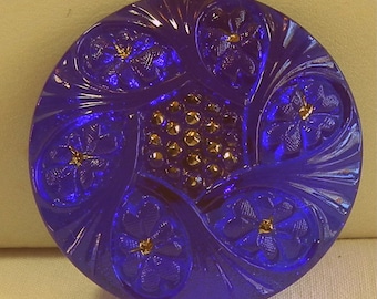 Flowers and Fans Czech Glass Button