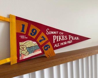 Vintage Pikes Peak Pennant (1976)