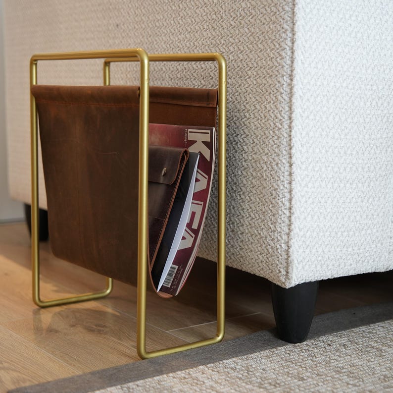 FadeandForge Magazine Holder - Thumbnail 5