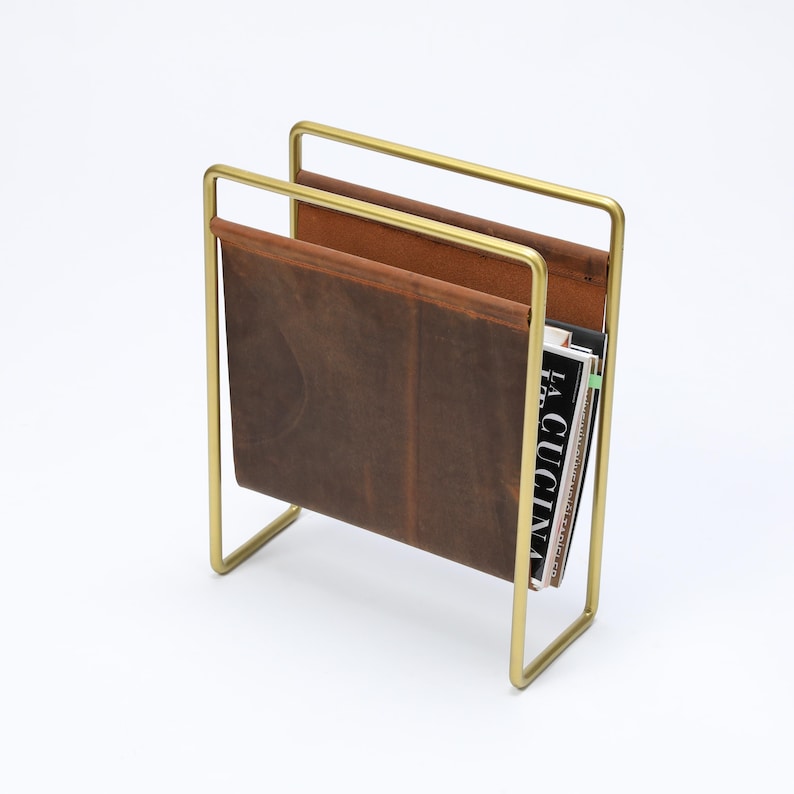 FadeandForge Magazine Holder - Thumbnail 2