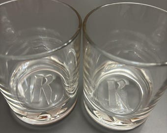 Set di 2 bicchieri da whisky Ketel One Vodka Rocks con base in vetro spesso e logo "K" in rilievo, Made in Italy, 3,5 pollici.