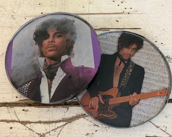Posavasos/adornos de resina hechos a mano con la portada del álbum de Prince.